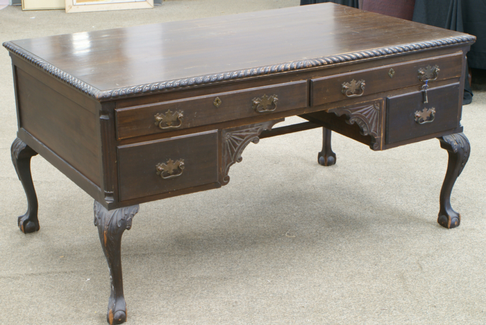 Mahogany Chippendale style partners 3da46