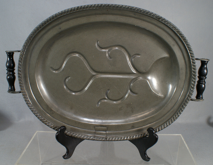 Pewter tree and well warming platter  3db12