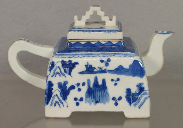 Chinese Export porcelain Canton square