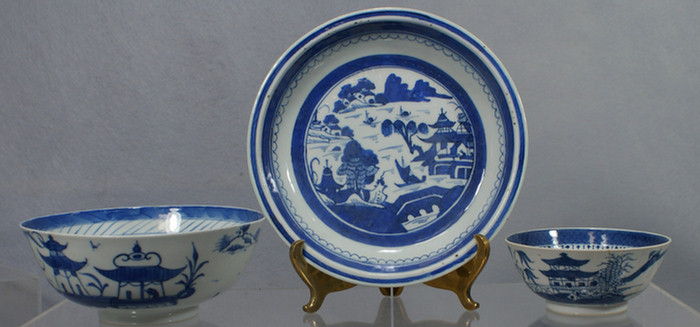 3 Chinese Export porcelain Canton