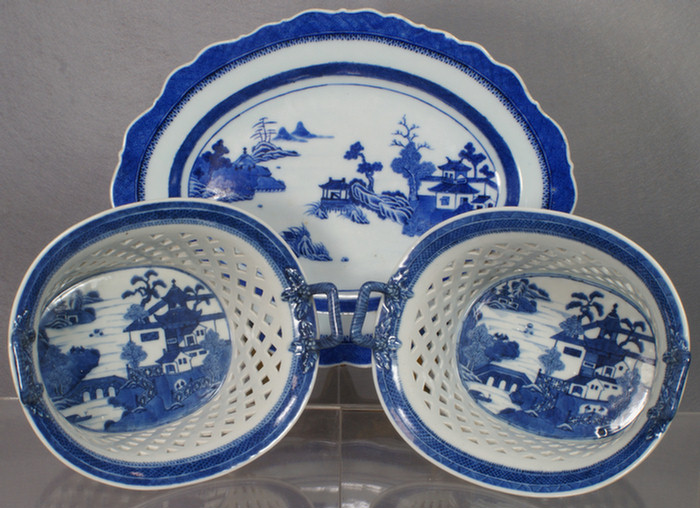 Chinese export porcelain blue and 3dbb4