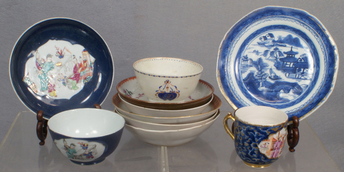 Chinese export porcelain lot of 12 assorted