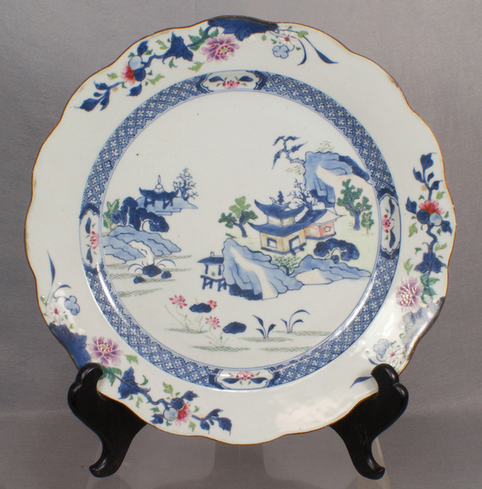 Chinese export porcelain large 3dc2a