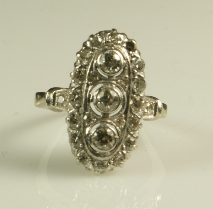 14K WG filigree 3 stone diamond 3de0e