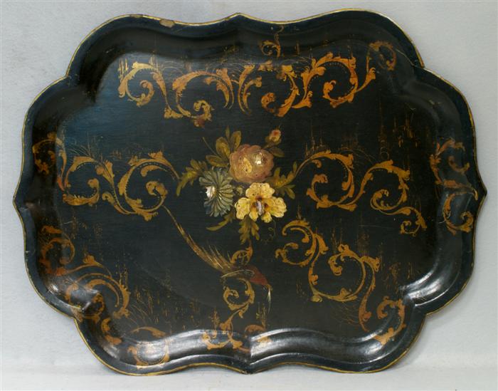 Paper mache tray with gilt floral 3de25