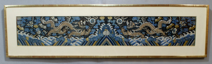 Framed Chinese embroidery of dragons  3df11