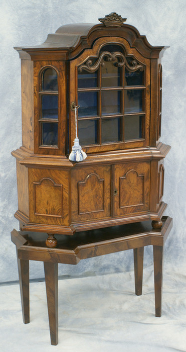 Burl walnut Dutch collector's cabinet,