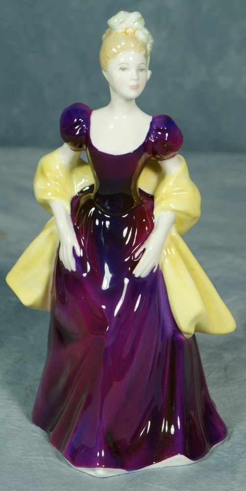 Royal Doulton figurine HN 2337  3dfbf