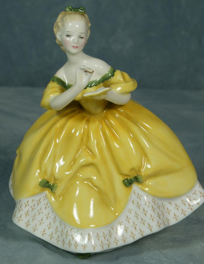 Royal Doulton figurine HN 2315 3dfc0