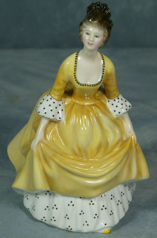 Royal Doulton figurine HN 2307  3dfc1