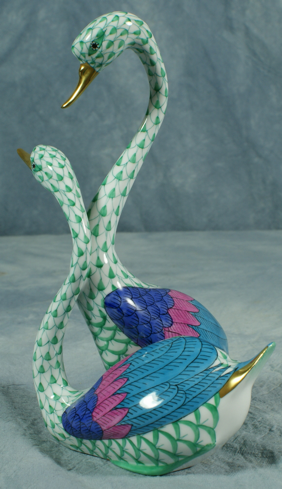 Herend fishnet group figurine, two swans,