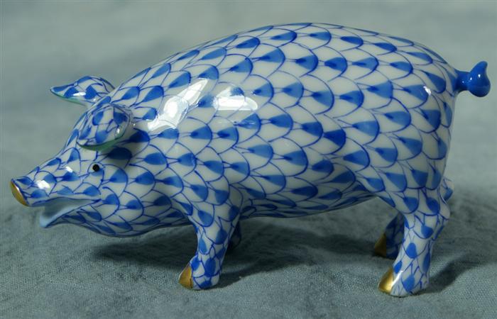 Herend fishnet figurine blue pig  3e014
