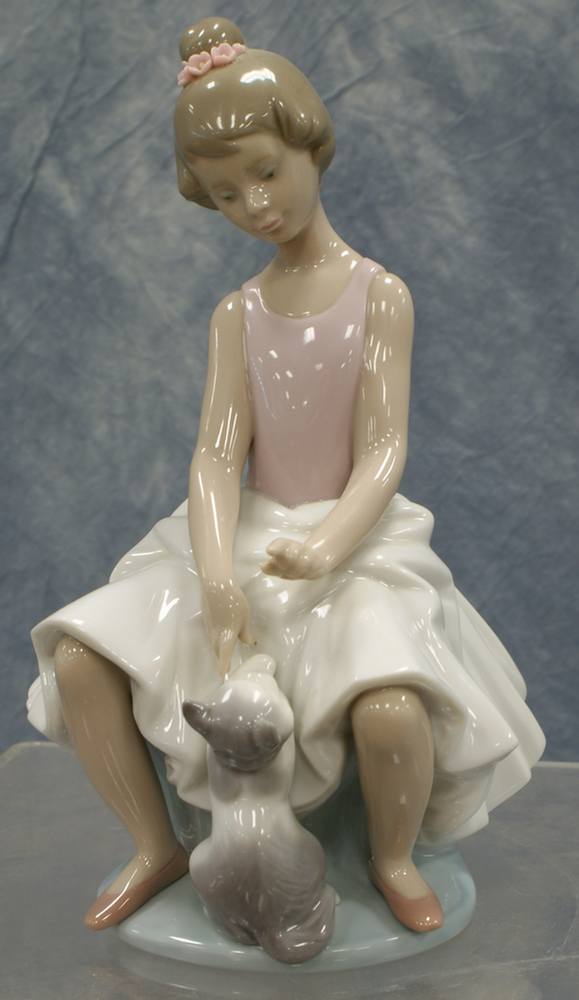 Lladro figurine, "Little Ballerina",