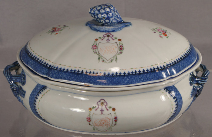 Chinese Export porcelain armorial covered