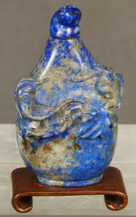 Chinese snuff bottle in lapis lazuli  3dd36