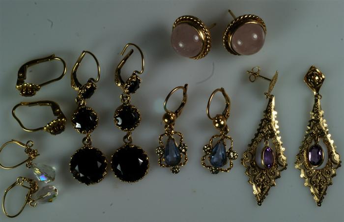 (6) Pr of unmarked YG earrings,