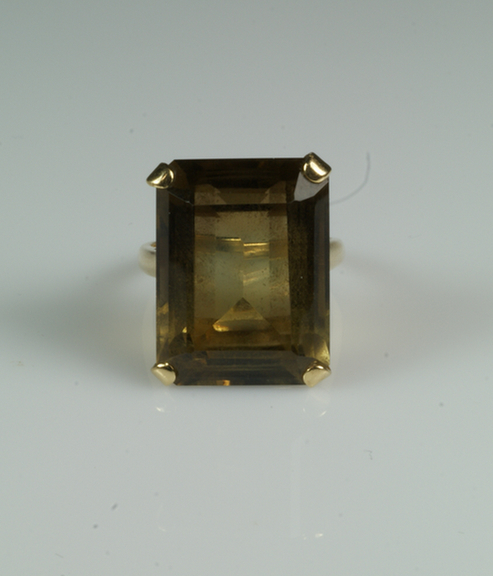 14K YG smoky quartz ring size 3e340