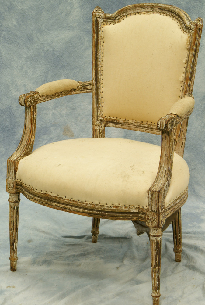 French Louis XVI armchair with 3e360