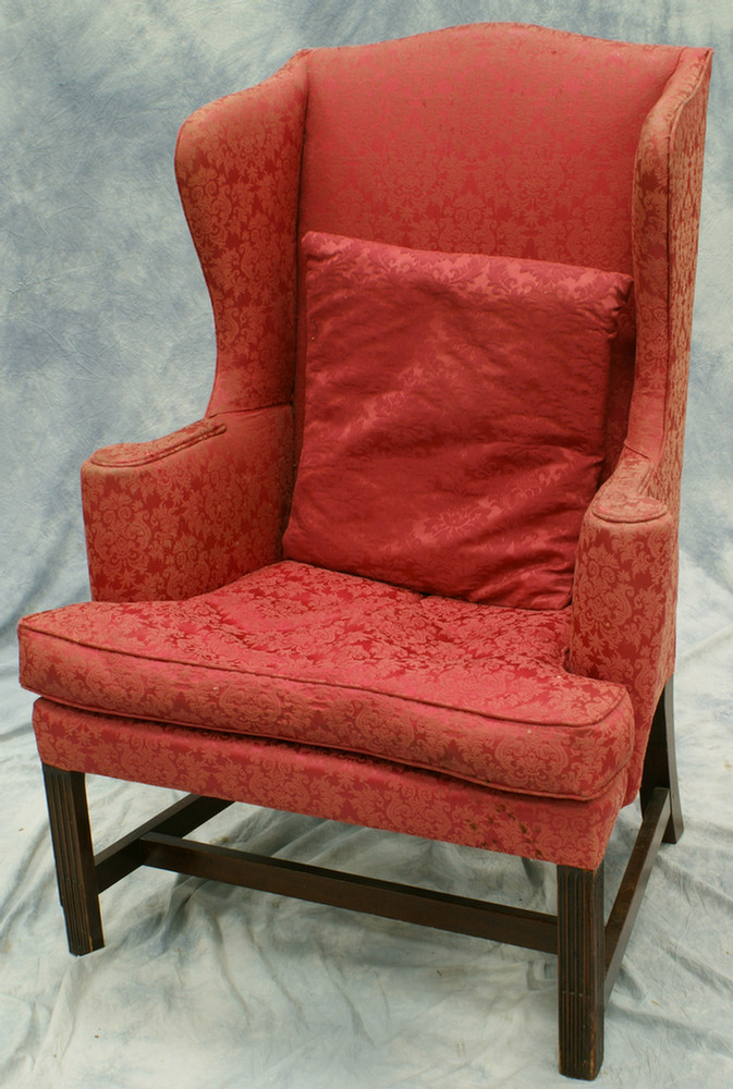 Red damask upholstered wing chair 3e361