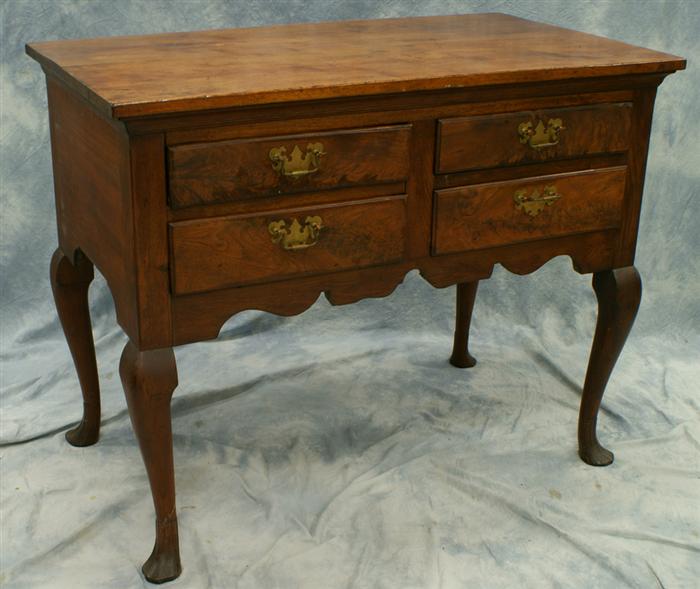 Walnut Queen Anne highboy base  3e362