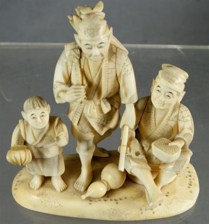 Carved ivory Japanese triple figurine  3e3bc