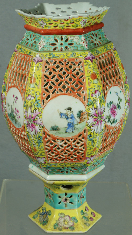 Reticulated Chinese porcelain wedding 3e3c9