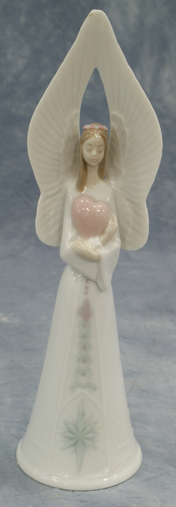 Lladro figurine, sounds of love