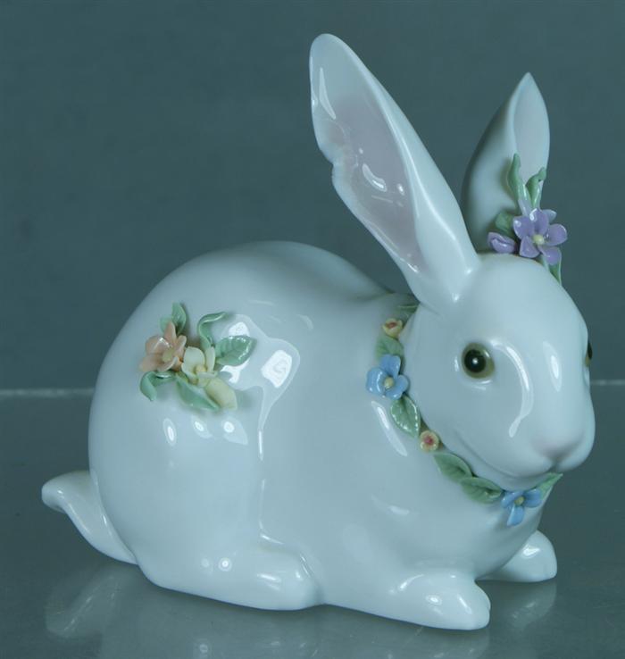 Lladro figurine, sitting bunny with