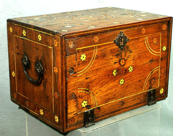 Anglo Indian teak valuables box  3e503