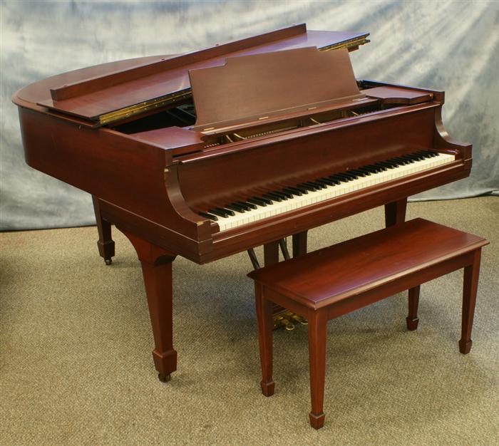 Mahogany Steinway grand piano  3e540