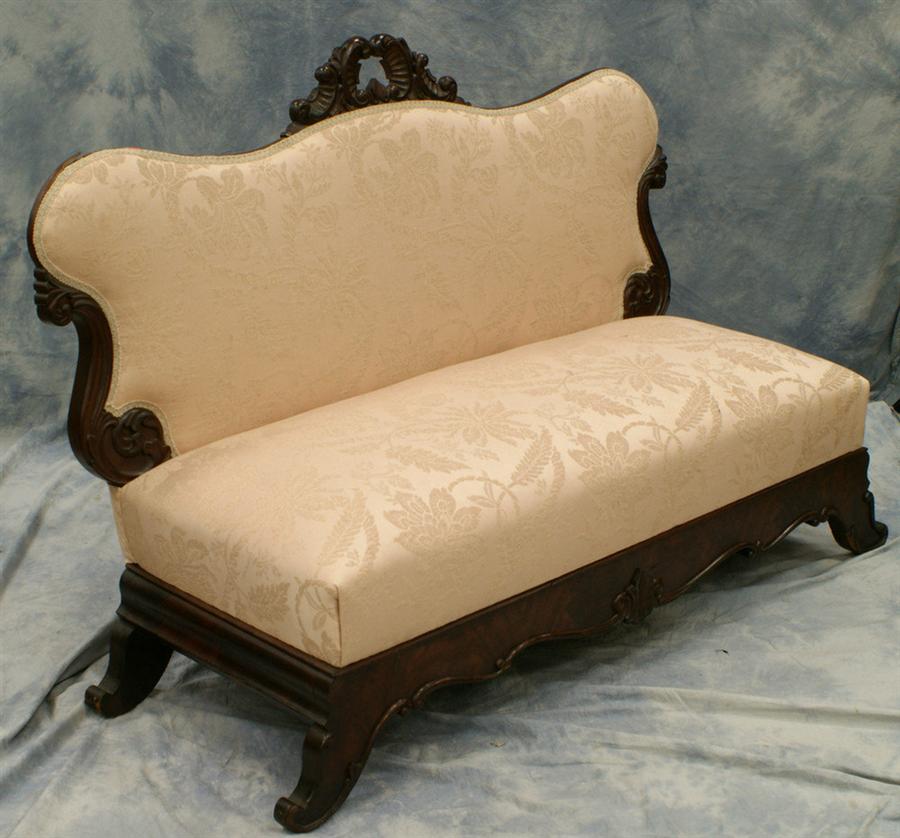 Carved mahogany early Victorian 3e54a