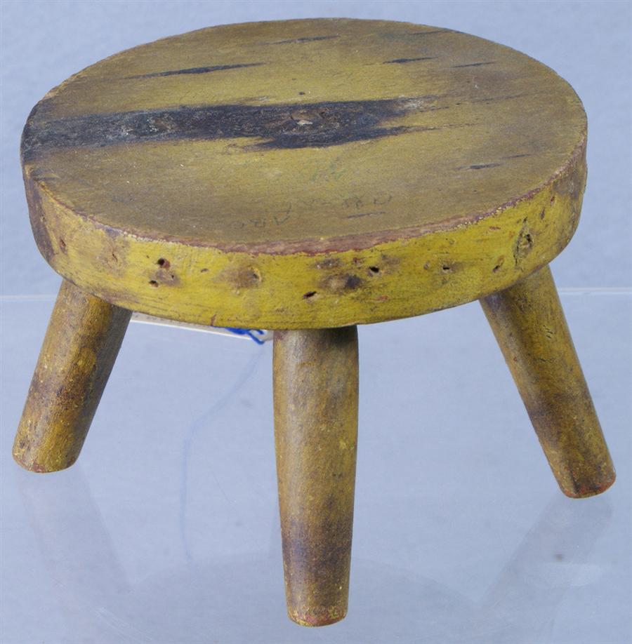 Miniature round foot stool yellow 3e586