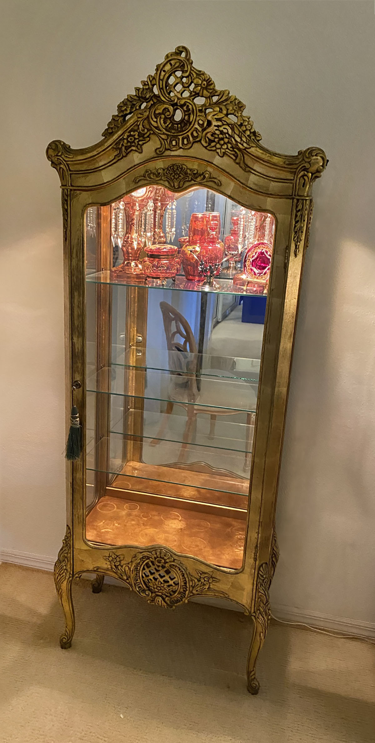 FRENCH GOLD GILT VITRINE WITH CARVED 27482c