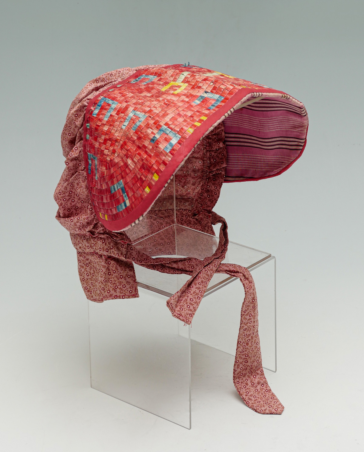 RARE SIOUX QUILLED BONNET: Visor