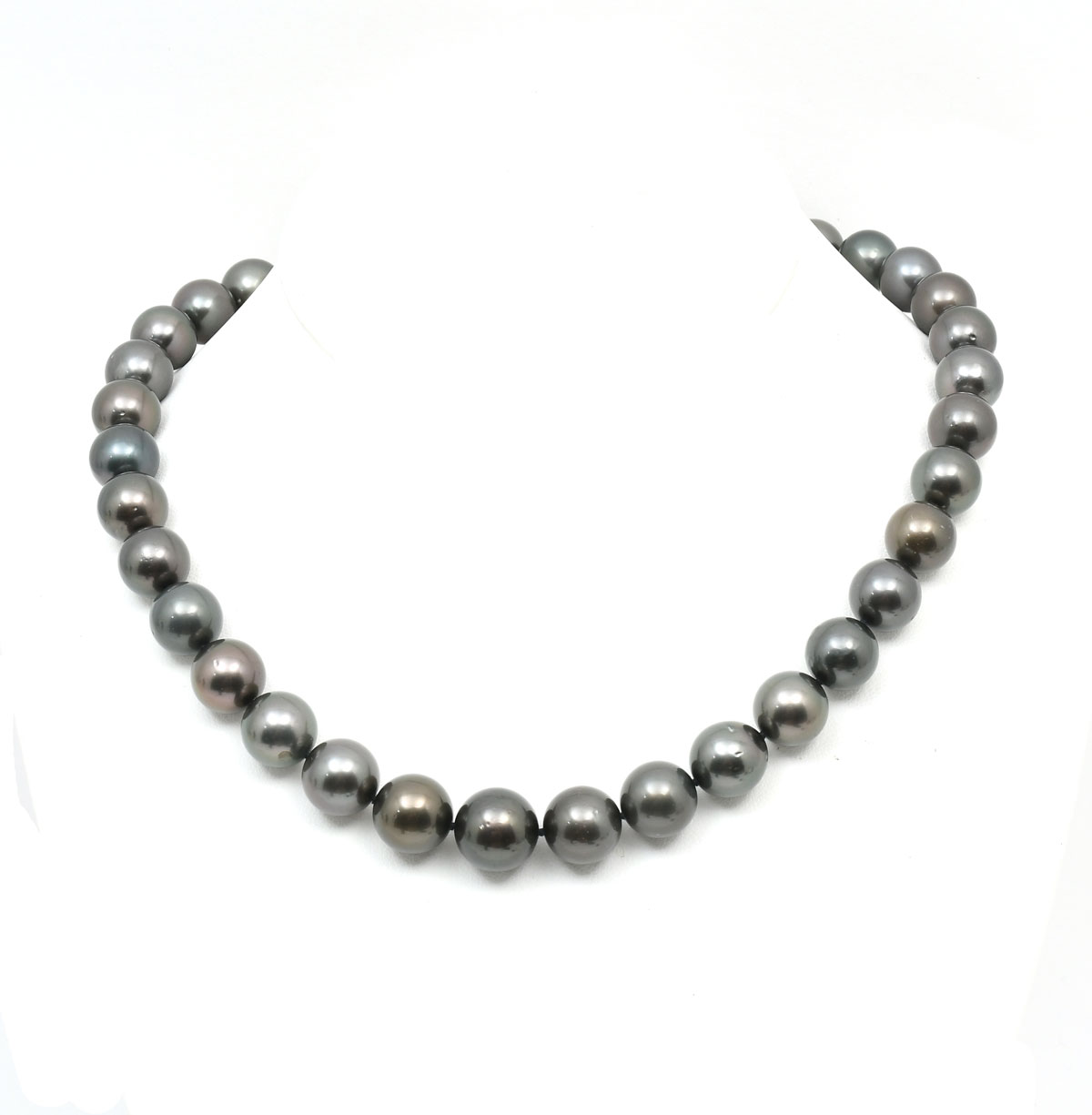 14K SOUTH SEA PEARL NECKLACE: Graduated