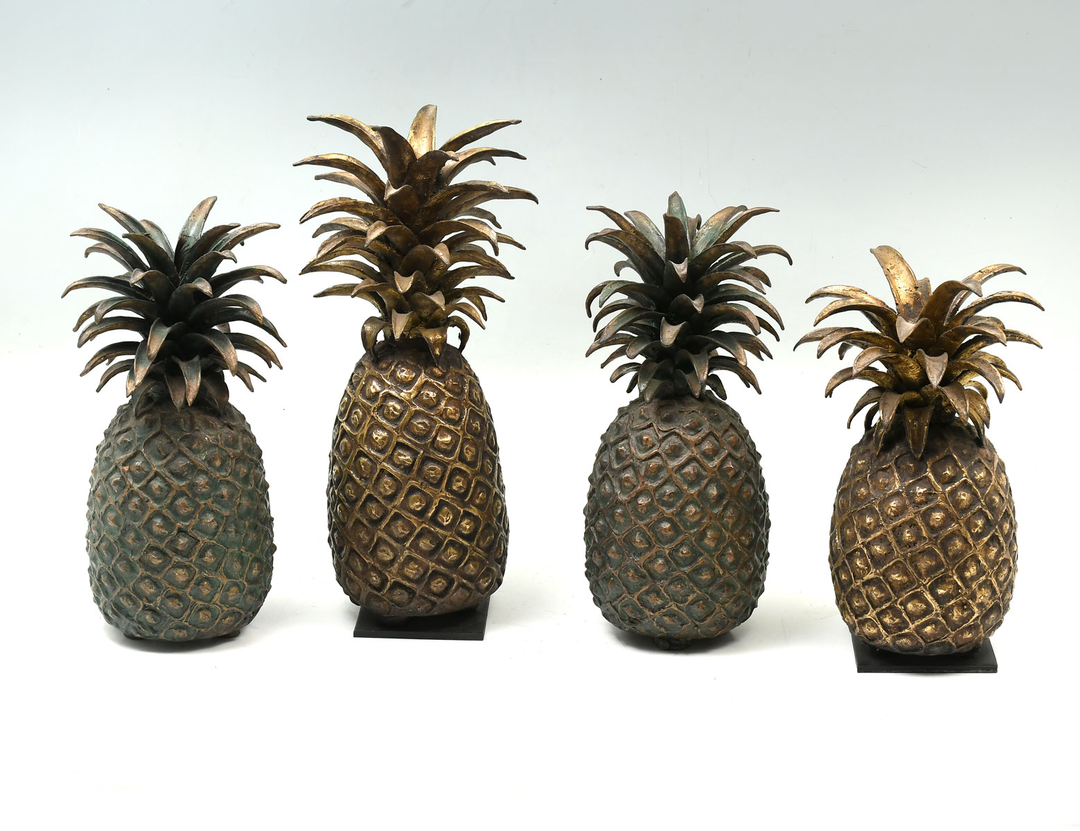 4 AFRICAN BRONZE PINEAPPLES: 4