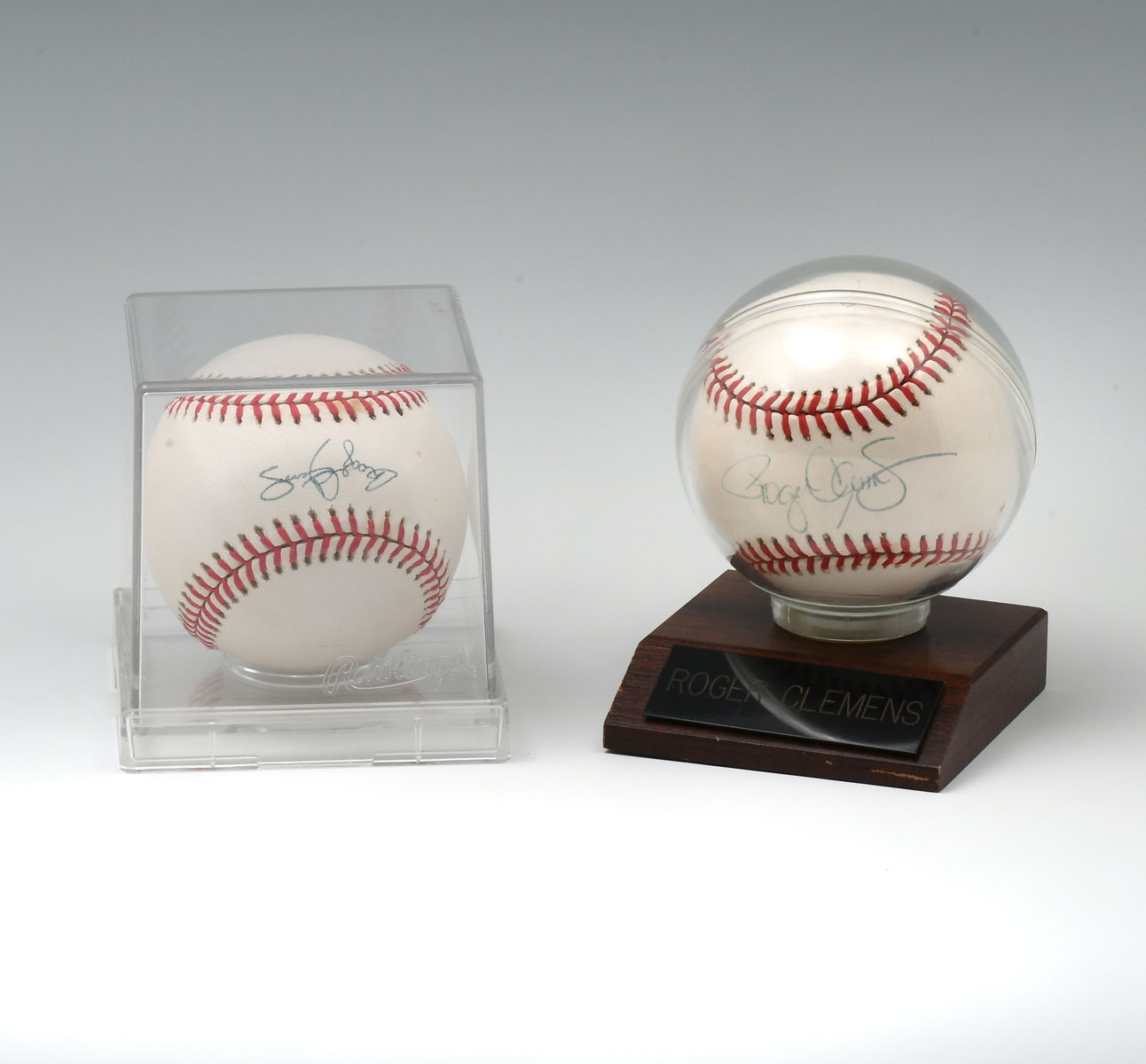 SAMMY SOSA & ROGER CLEMENS SIGNED BASEBALLS: