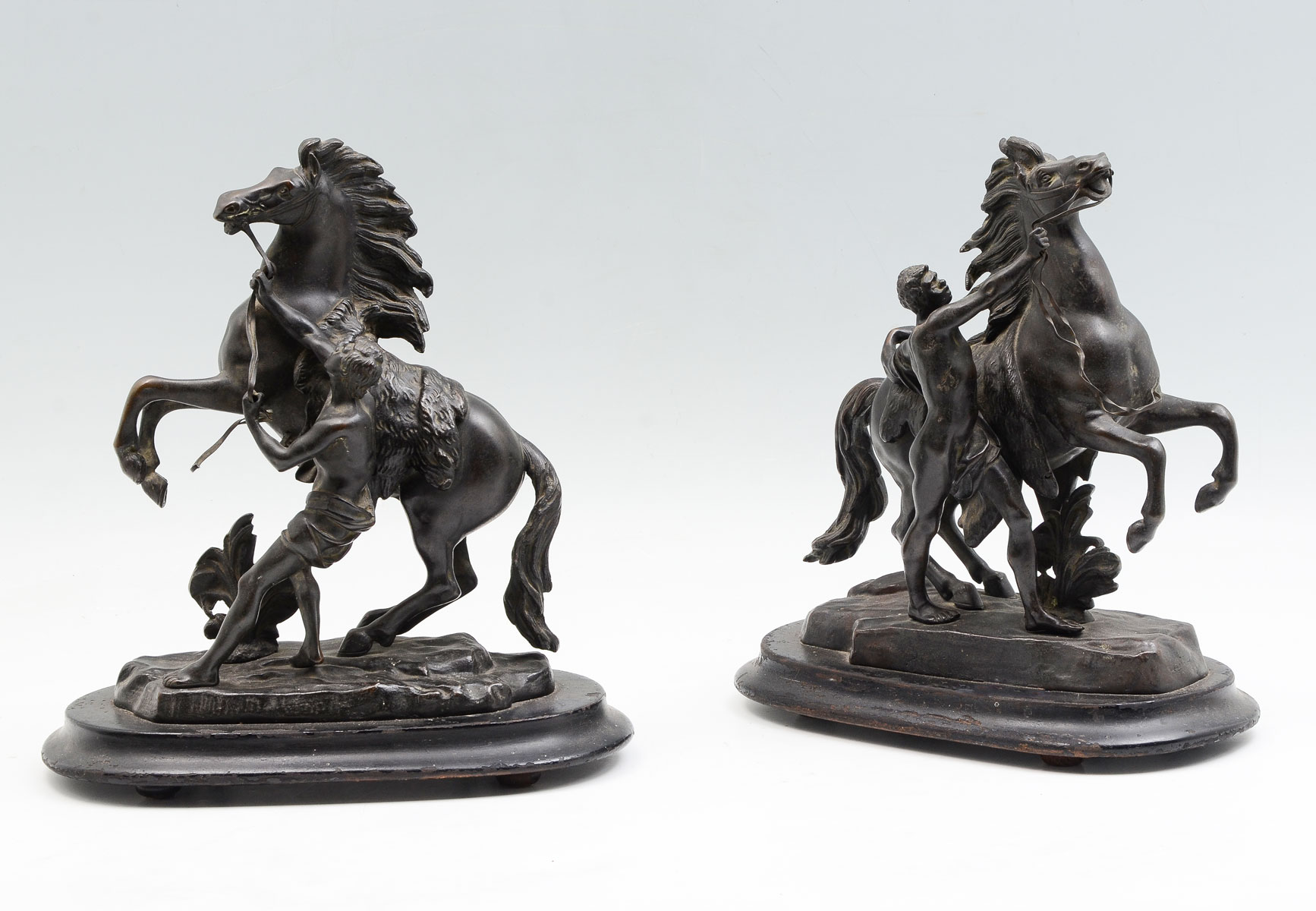 TWO MARLEY HORSE PATINATED METAL 275066