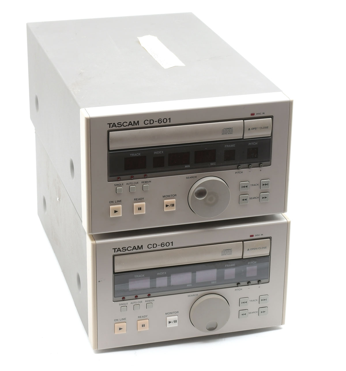2 TASCAM CD-601 STUDIO COMPACT