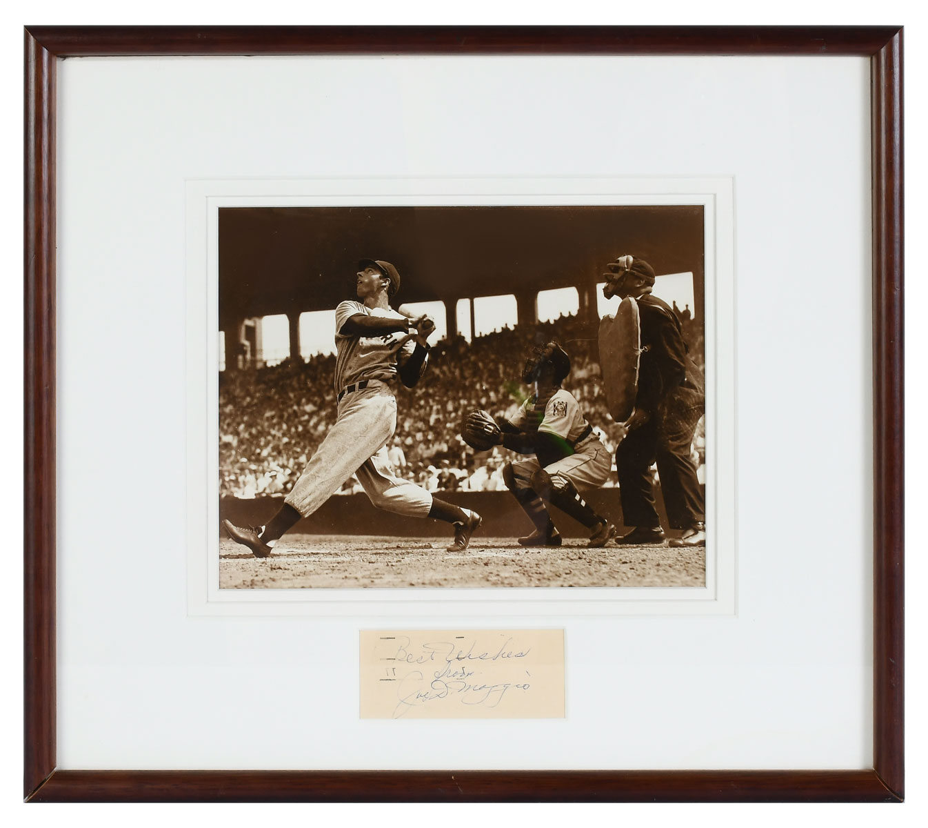 RARE JOE DIMAGGIO AUTOGRAPHED PHOTO  275189