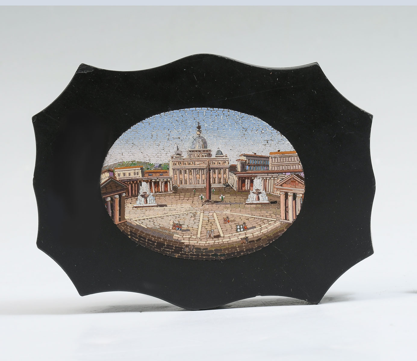 VATICAN CITY MICRO MOSAIC PAPERWEIGHT  275442