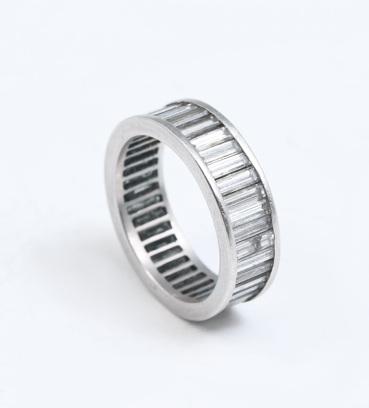 PLATINUM DIAMOND ETERNITY BAND  275534