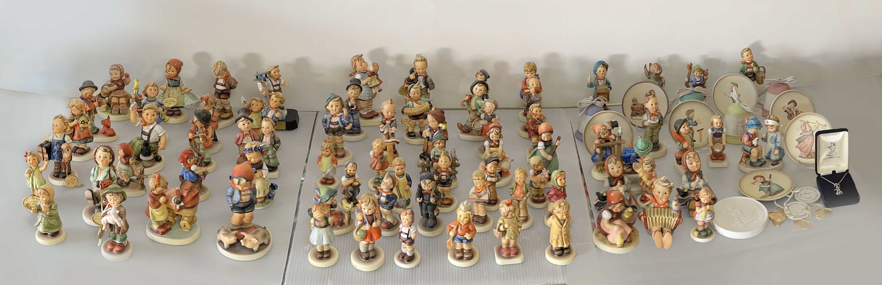 LARGE HUMMEL PORCELAIN COLLECTION: Approx.