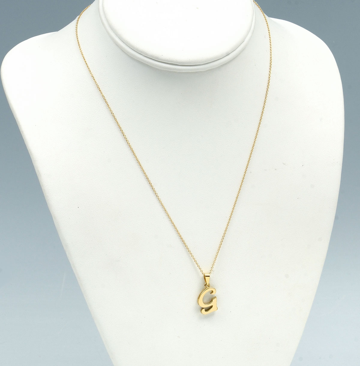 18K ''G'' PENDANT & ITALIAN CABLE