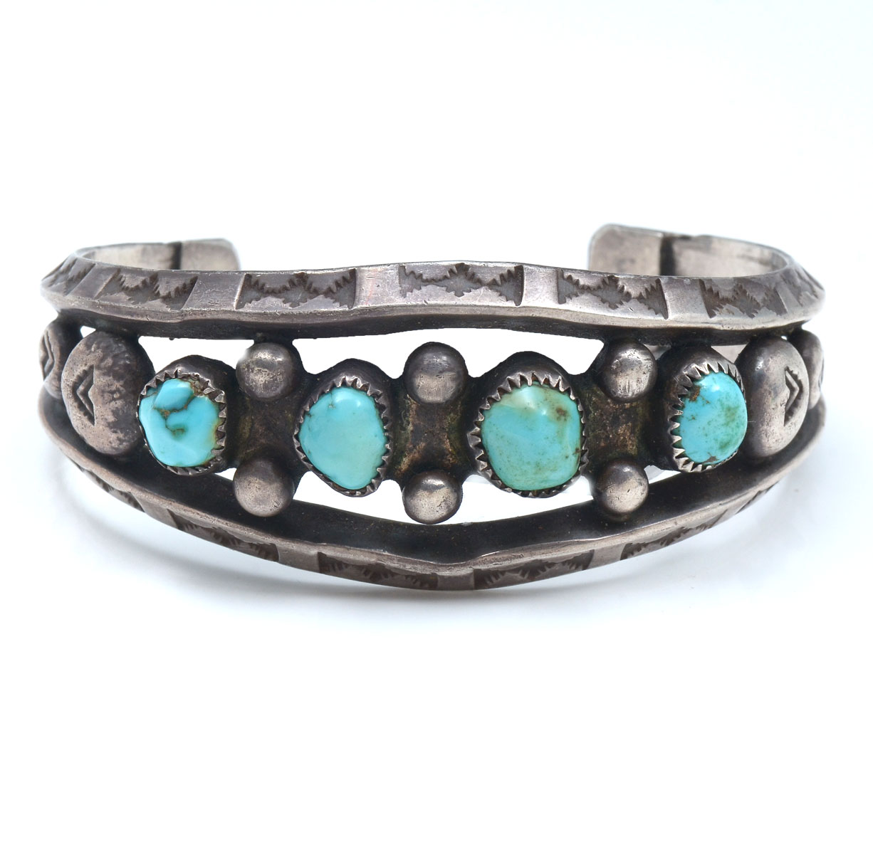 NATIVE INDIAN STERLING TURQUOISE 273e86