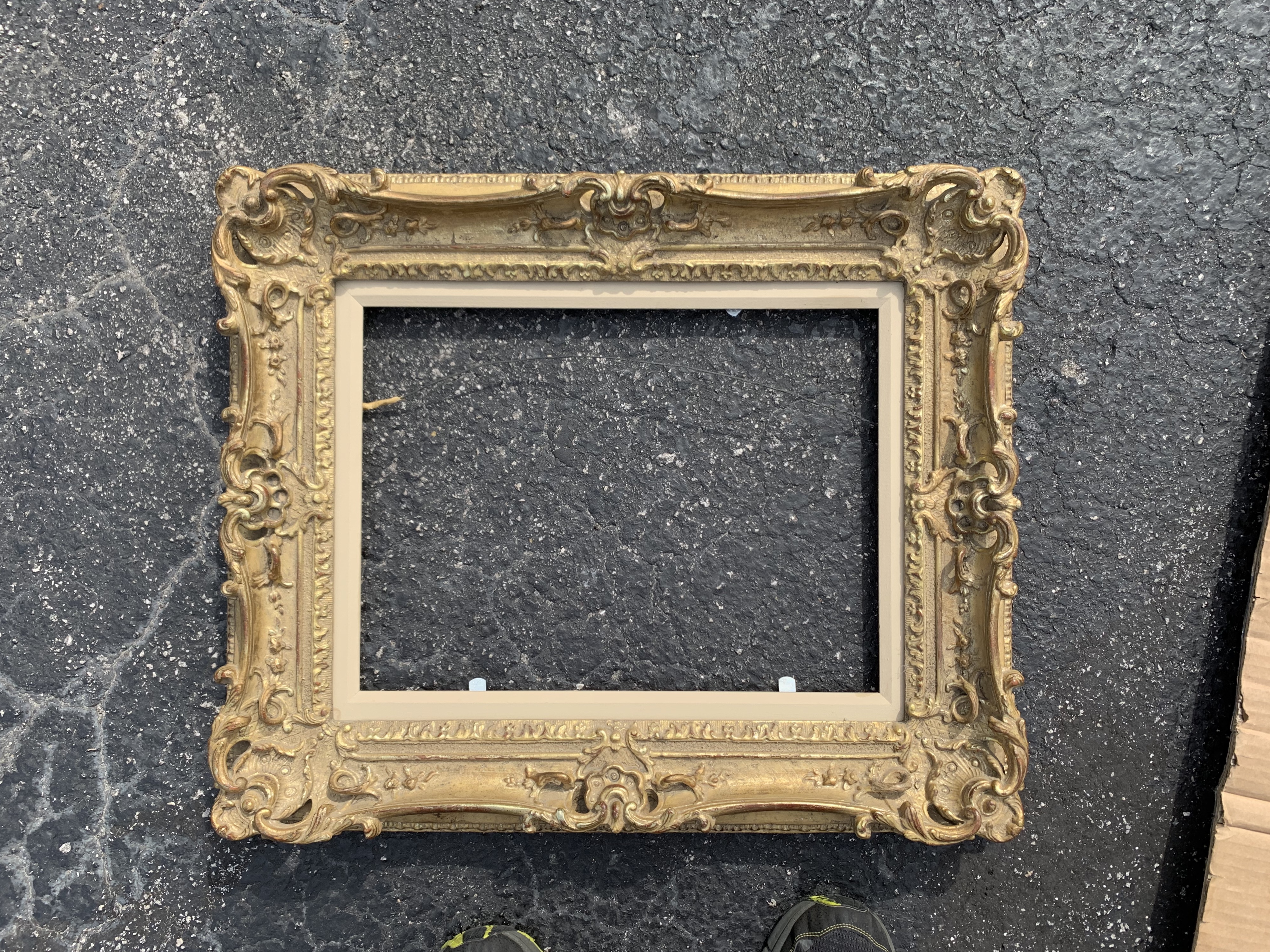 ANTIQUE STYLE GOLD FRAME Exterior 27411e