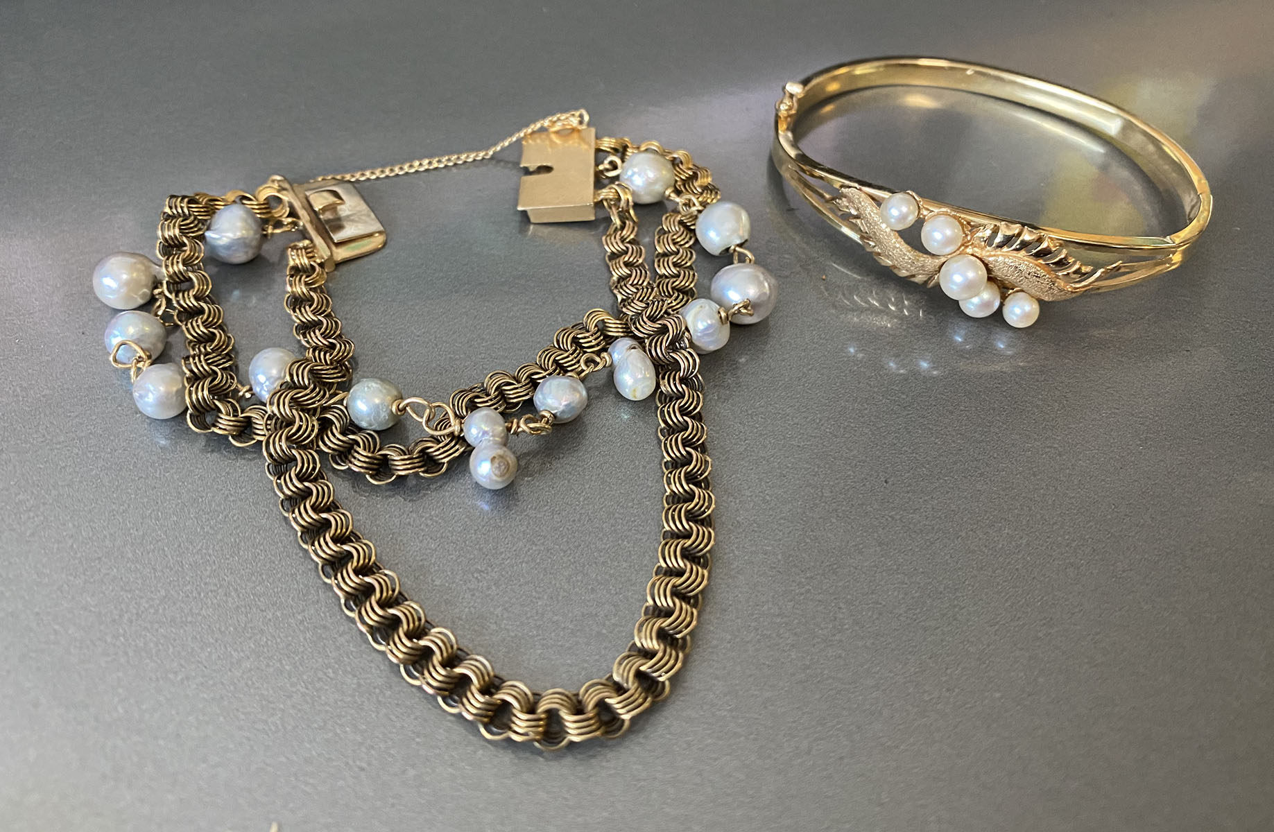 2 LOVELY ESTATE 14K GOLD AND PEARL 274177