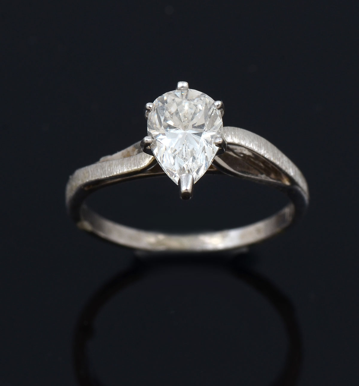 14K 1.06 CT DIAMOND RING: Single