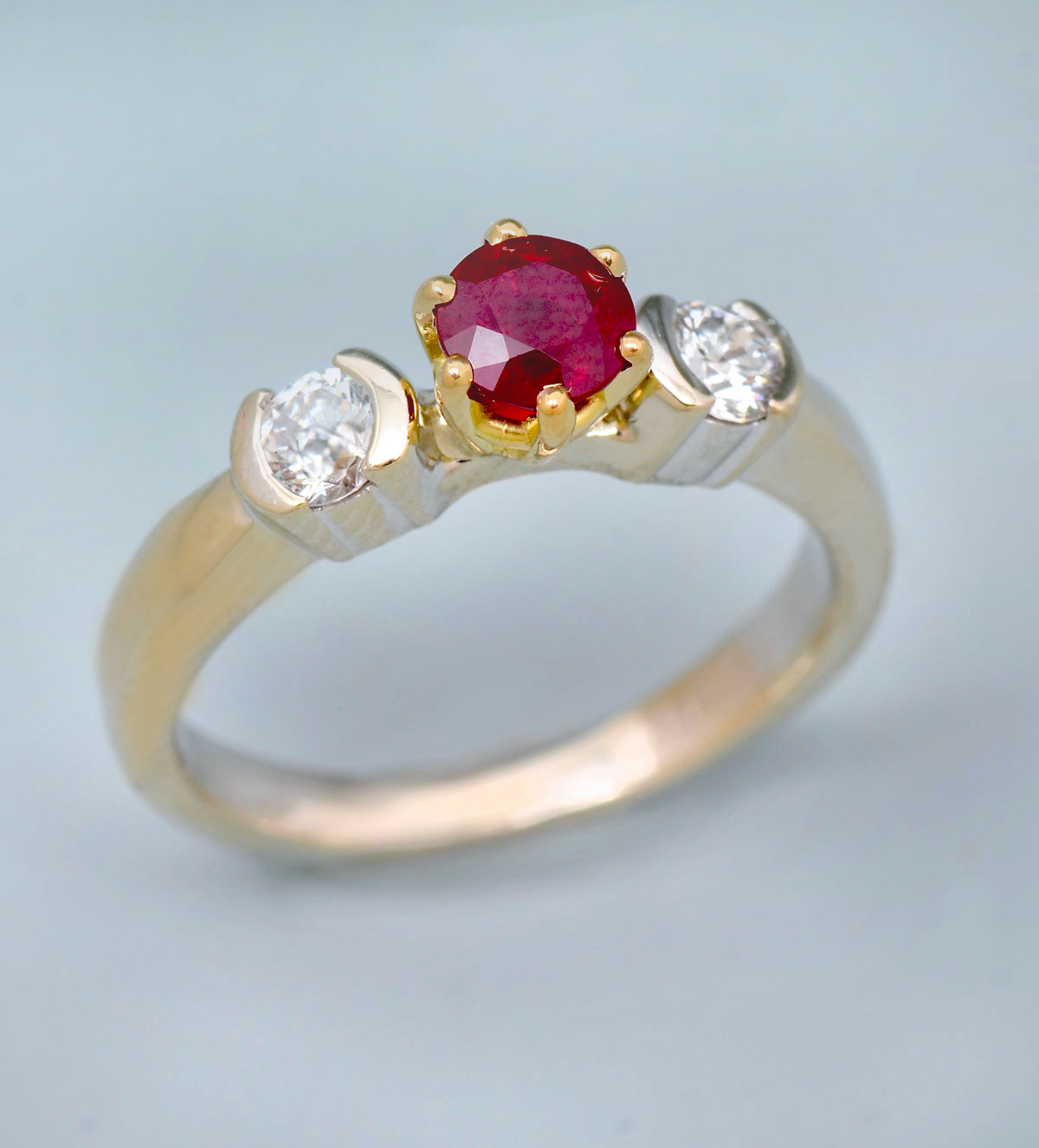 18K BURMA RUBY DIAMOND RING  276fb4