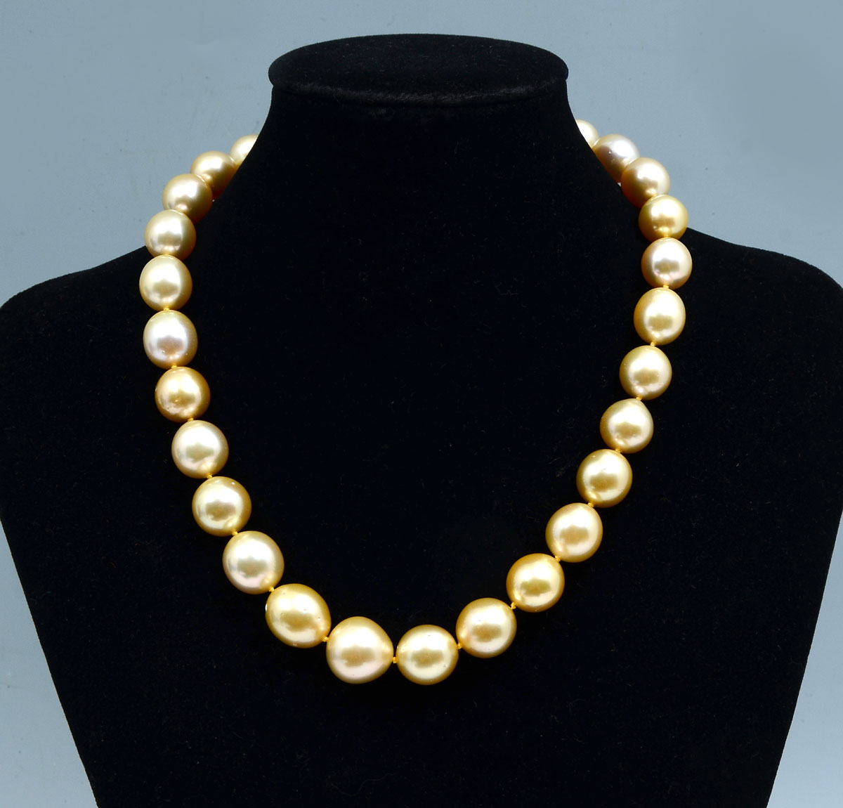 GOLDEN SOUTH SEA PEARL NECKLACE: